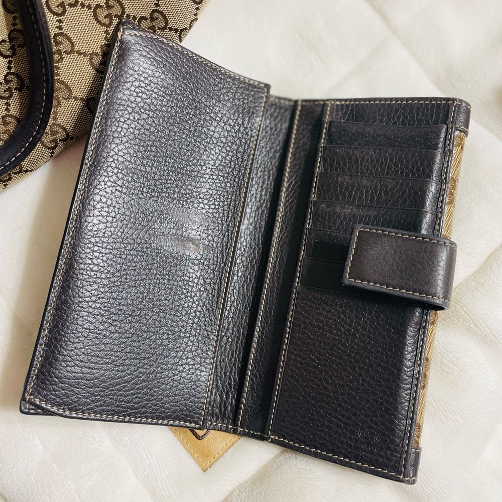 Gucci Brown Monogram Handbag, Wallet, and keychain wallet - Picture 5 of 16
